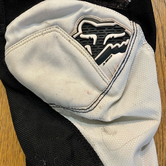 SOLD ✅ Fox Motocross Gear Boys size 8 - Picture 4 of 6